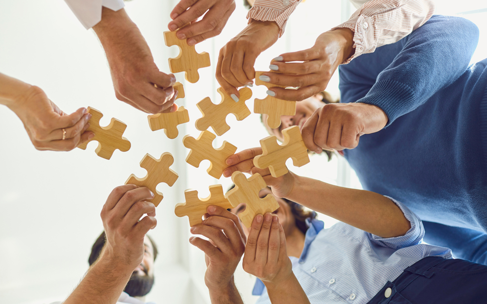 ERFA grupper der holder puslespilsbrikker